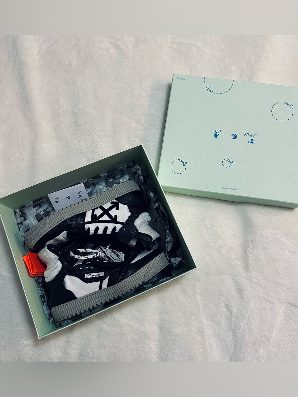 Off-White Off Court 3.0